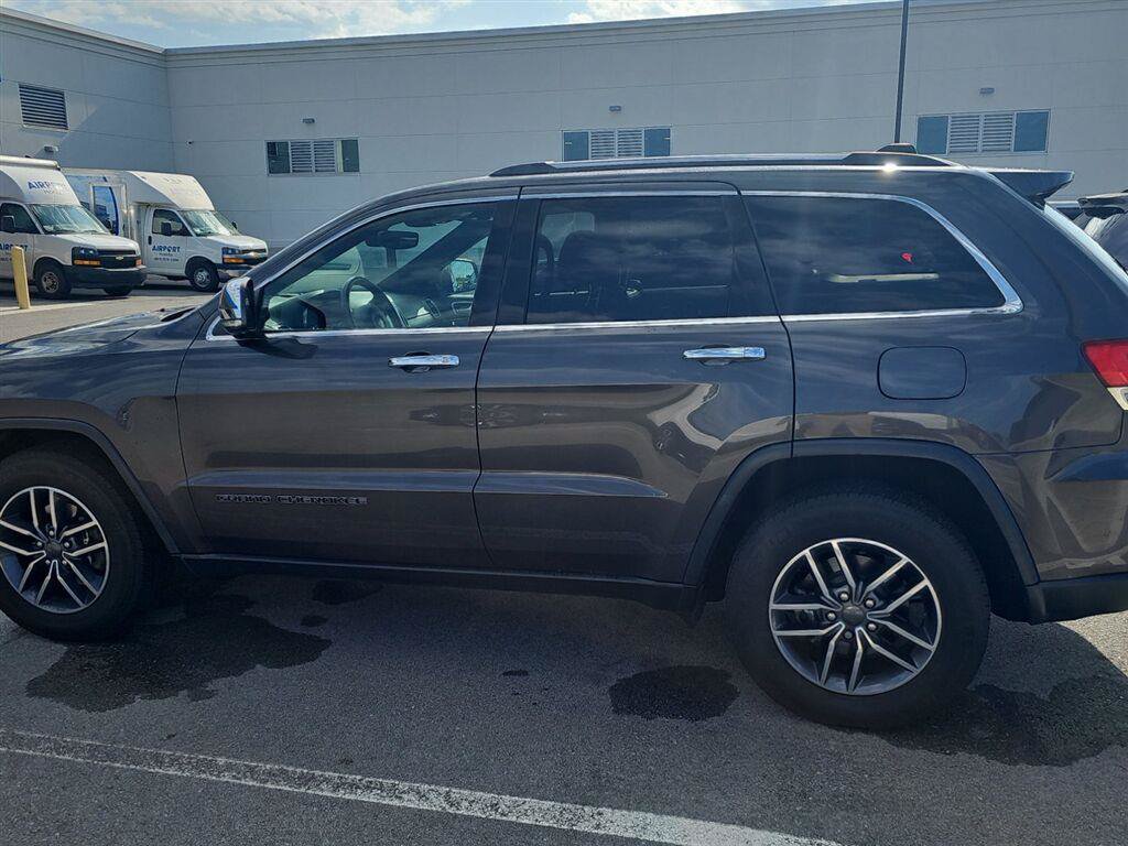 jeep grand cherokee 2019 1C4RJEBGXKC715719 image